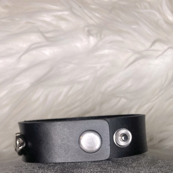 Adjustable Black Faux Leather Bracelet with Chrome Chain Accent! - Picture 2 of 2